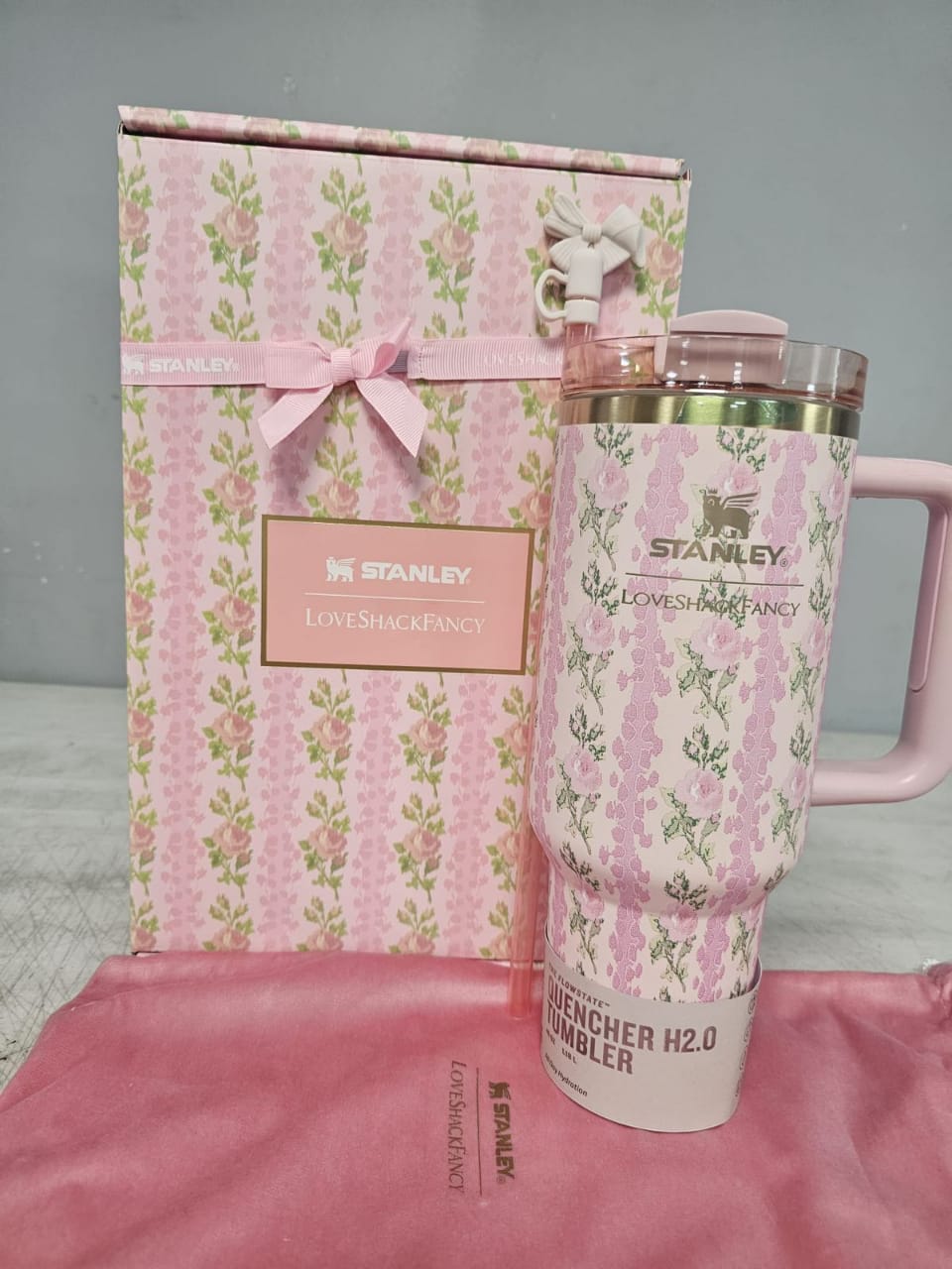 Stanley x LoveShackFancy 40 Oz Quencher Tumbler Blooming Heirloom Editionvv